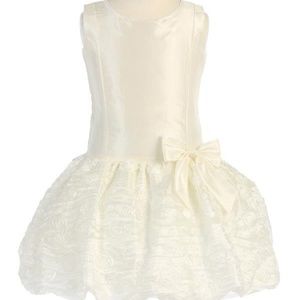 NWT Girls Ivory Taffeta Drop Waist Dress sz 6 or 8